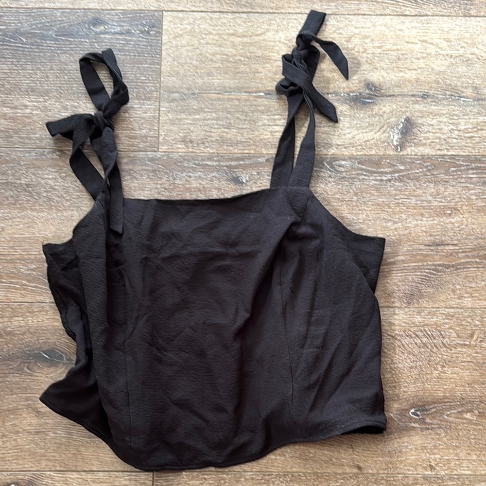 Old navy black tank 2X NWT